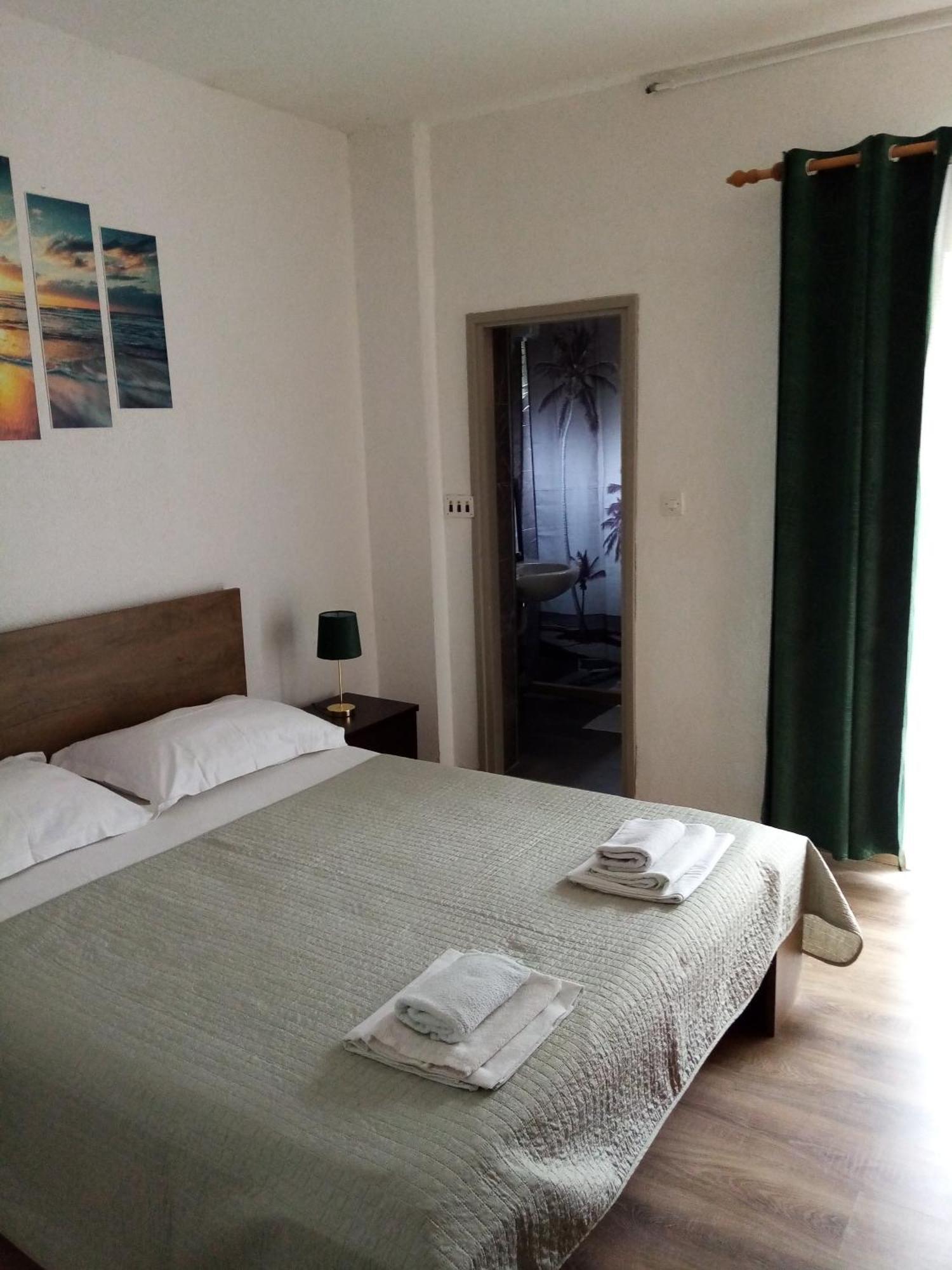Apartment Sanja Makarska Esterno foto